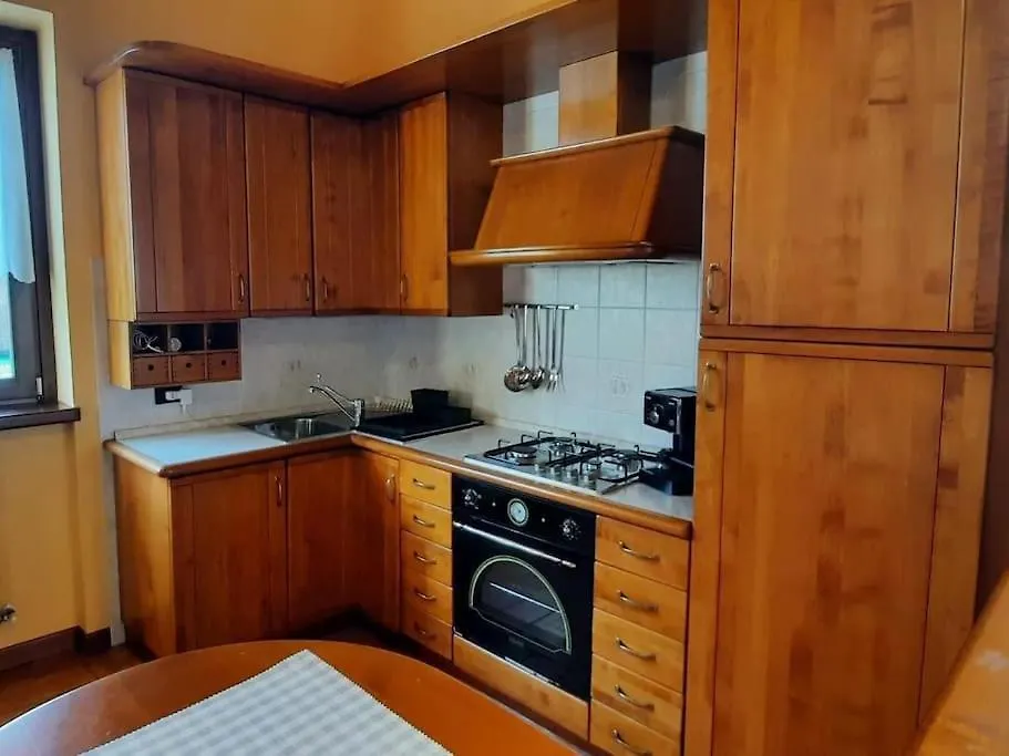 Cascina Ca' Scarlatta - Your Mountain Holiday Introbio Italia